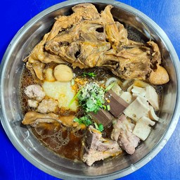 โจ๊กหมูเด้งพิเศษ+โครงไก่(จัมโบ้)