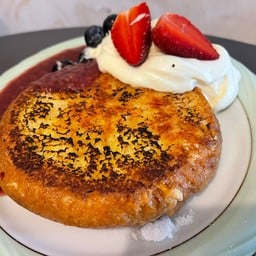 Small Table cafe Hualampong