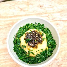 มันบดชีสผักโขมซอสเกรวี่