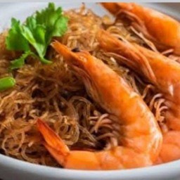 กุ้งอบวุ้นเส้นบ้านกลางซอย