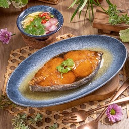 อินทรีย์ทอดราดน้ำปลา