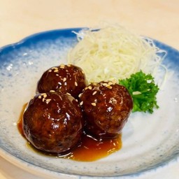 มีทบอล(3pcs.)เปรี้ยวหวานSweet&Sour Meatballs