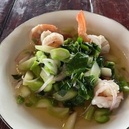 ยำคะน้ากรอบกุ้งสด