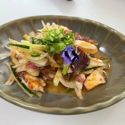 ยำปลาหมึกยักษ์(ทาโกะ)