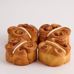 ครัวซองซินนามอน