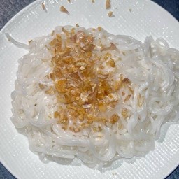 เส้นก๋วยจั๊บ