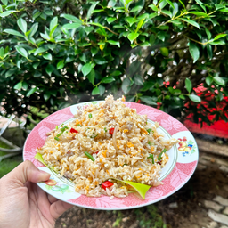 ข้าผัดแหนม