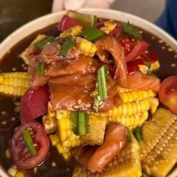 ตำข้าวโพดแซลมอน