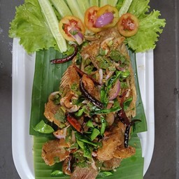 ชุดลาบปลาทับทิมทอดกรอบ