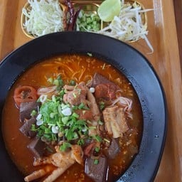 เส้นสายตามสั่ง