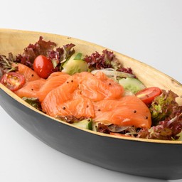 สลัดปลาแซลมอน