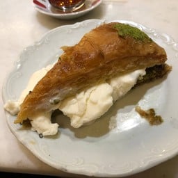 Taksim Sutis 1953 Taksim Square