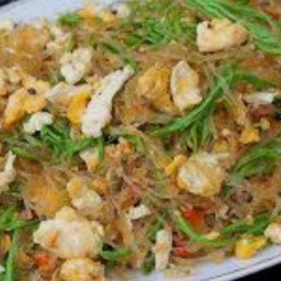 ผัดวุ้นเส้นชะอม