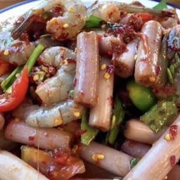 ตำสายบััวกุ้งสด