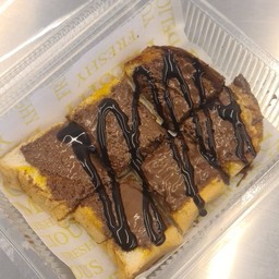 ขนมปังปิ้งนูเทล่า