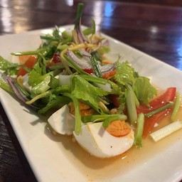 ยำไข่เค็ม