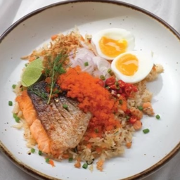 ข้าวแมวไฮโซ
