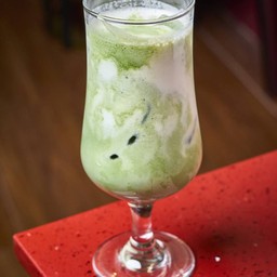 Coconut Matcha Latte