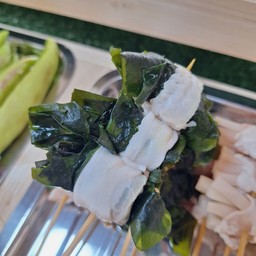 วากาเมะพันหมูสไลด์