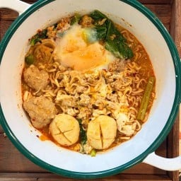 บ้านม่า มาม่าและของหวาน