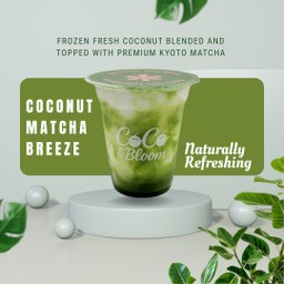 น้ำมะพร้าวสดปั่นราดด้วยเกียวโตมัทฉะ