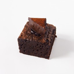 New! Chocolate Nama Fudge Cake