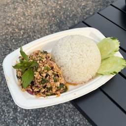 ข้าวราดลาบไก่