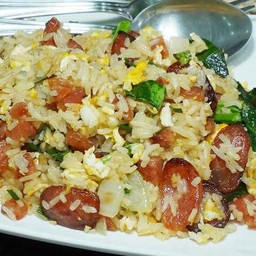 ข้าวผัดกุนเชียง