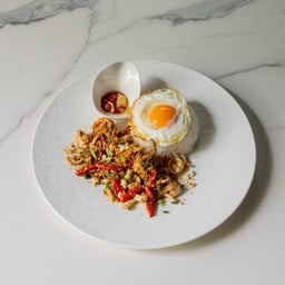 Stir Fried with Chili and Salt Seafood