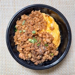 ข้าวไข่ข้นหมูสับ