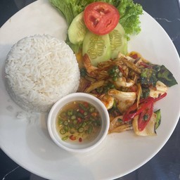 ข้าวผัดฉ่าทะเล