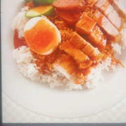 ข้าวหมูกรอบ