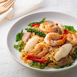 มาม่าผัดขี้เมาทะเล