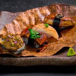 ชุดซูชิเผาไฟรวมซิกเนเจอร์