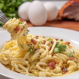 สปาร์เก็ตตี้ คาโบนาร่า