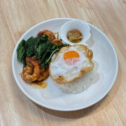 กะเพรากรอบกุ้ง