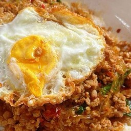 กระเพราพริกแห้ง-แสบปาก🌶️🫦 ซอยสยามคันทรีคลับ