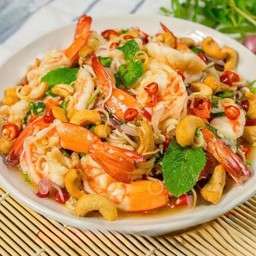 ยำตะไคร้กุ้งสด