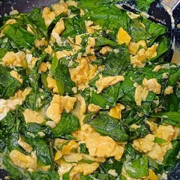 ใบเหลียงผัดไข่