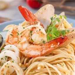 สปาเก็ตตี้ซีฟู้ดไวน์ขาว