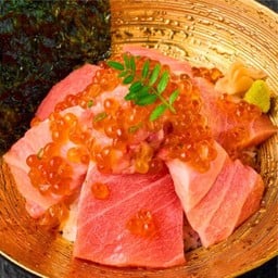 ด้งมากูโระทรีโอ