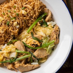 ผัดมาม่าทะเล