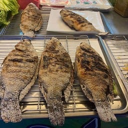 สมชายปลาเผาซิ่ง