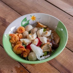 เกี้ยวปลาเย็นตาโฟปู