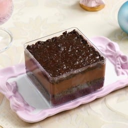 เค้กครั้นชี่ช็อคโกแลตเฮเซลนัท