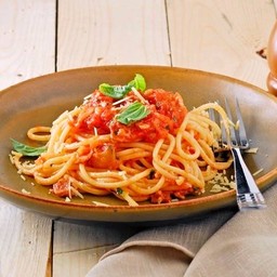 สปาร์เก็ตตี้ ซอสมะเขือเทศ