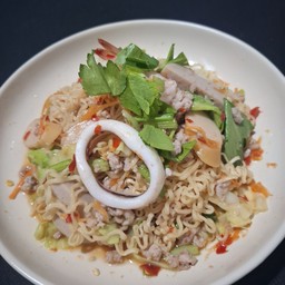 ยำสองแซ่บ รสเด็ด อร่อยถึงใจ คลองสาม