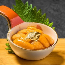 อูนิ ซาชิมิ