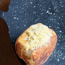 ปังก้อนหมูหยองพริกเผา