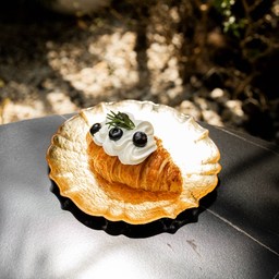 ครัวซองต์บลูเบอร์รี่